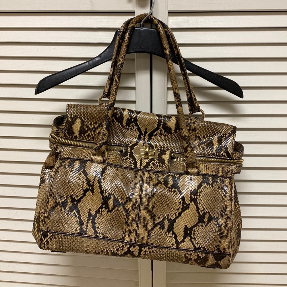Max Mara snakes Genuine leather luxury tote bag, made in Italy